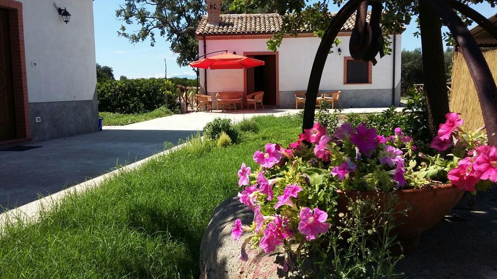 Villa Il Melograno à Francavilla Marittima Extérieur photo